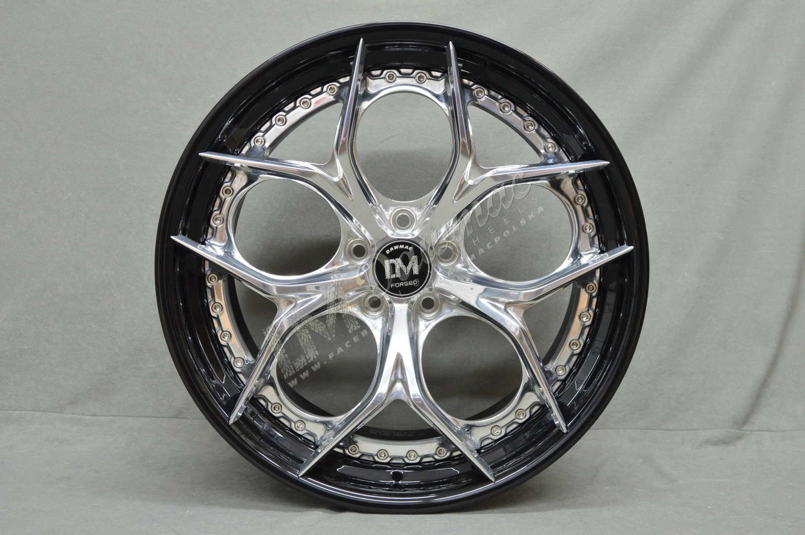 Dawmac Forged F2P-6 20" 10J ET28 5x112 Black Rim Polished Disk - obrazek 2