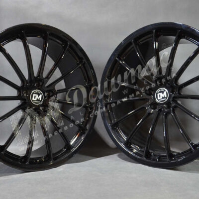 Dawmac Forged FM101 21" 8,5J ET17 + 21" 10J ET30 5x112 Gloss Black