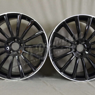 EMR Model: 1017 20" 8,5J ET38 + 9,5J ET48 5x112 Black Lip Polished