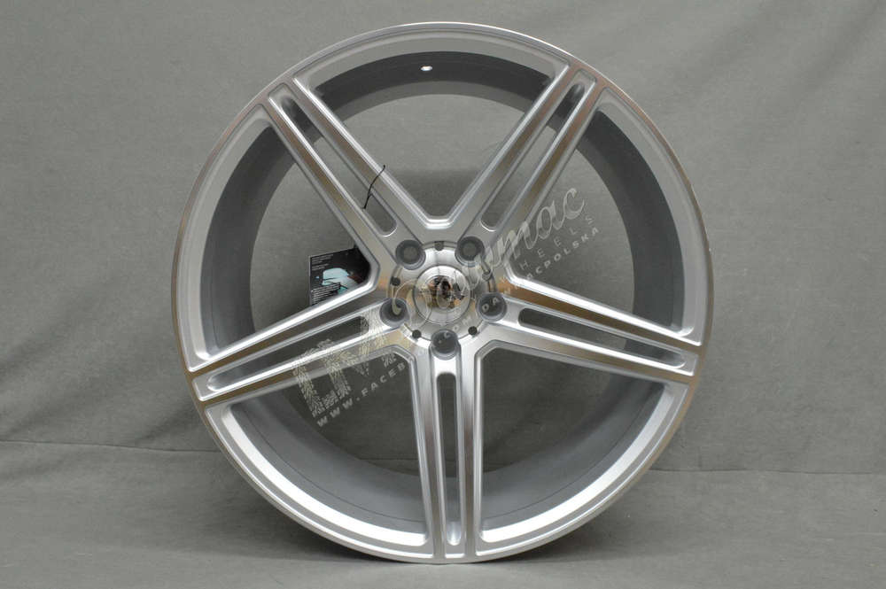 Forzza Bosan 19" 9.5J ET35 5x112 SFM