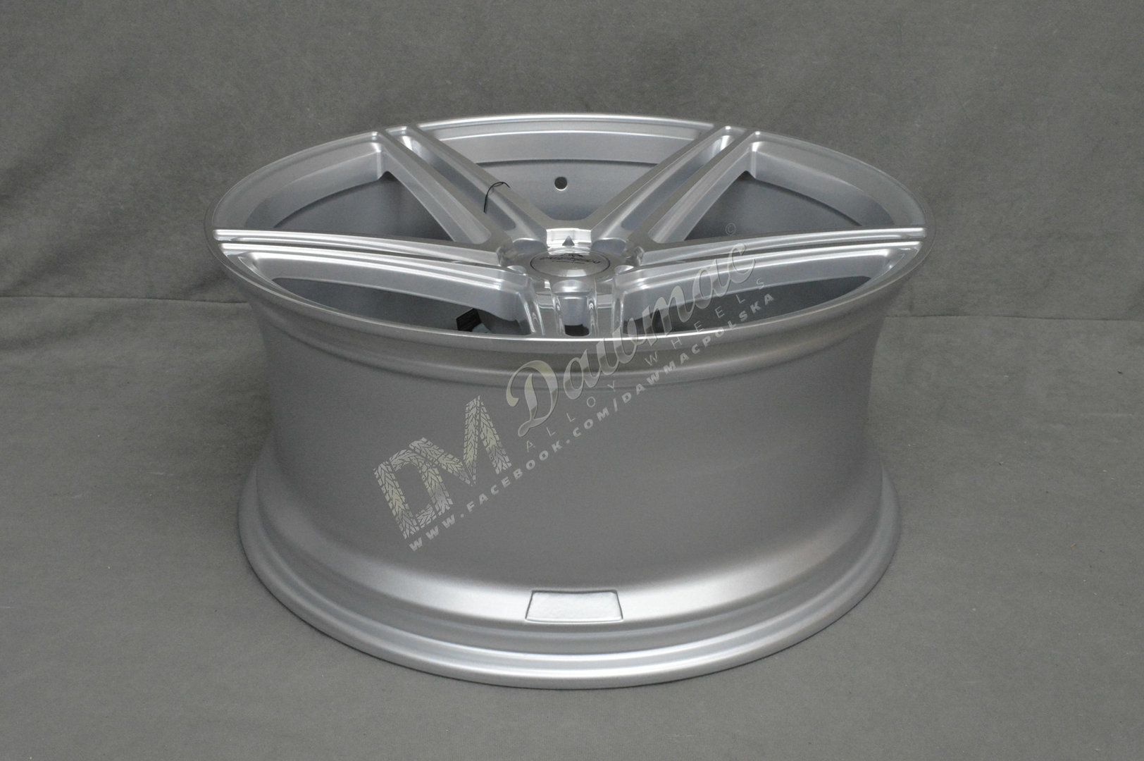 Forzza Bosan 19" 9.5J ET35 5x112 SFM - obrazek 6