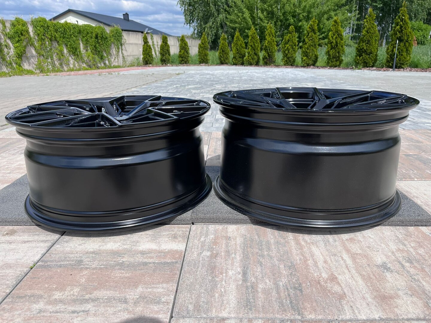 Forzza Gravity 19" 8,5J ET32 + 9,5J ET38 5x120 Black - obrazek 8