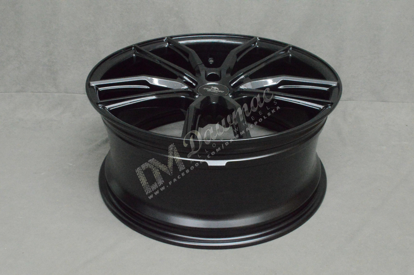 Forzza Sigma 18" 8J ET35 5x112 Black Magic - obrazek 5