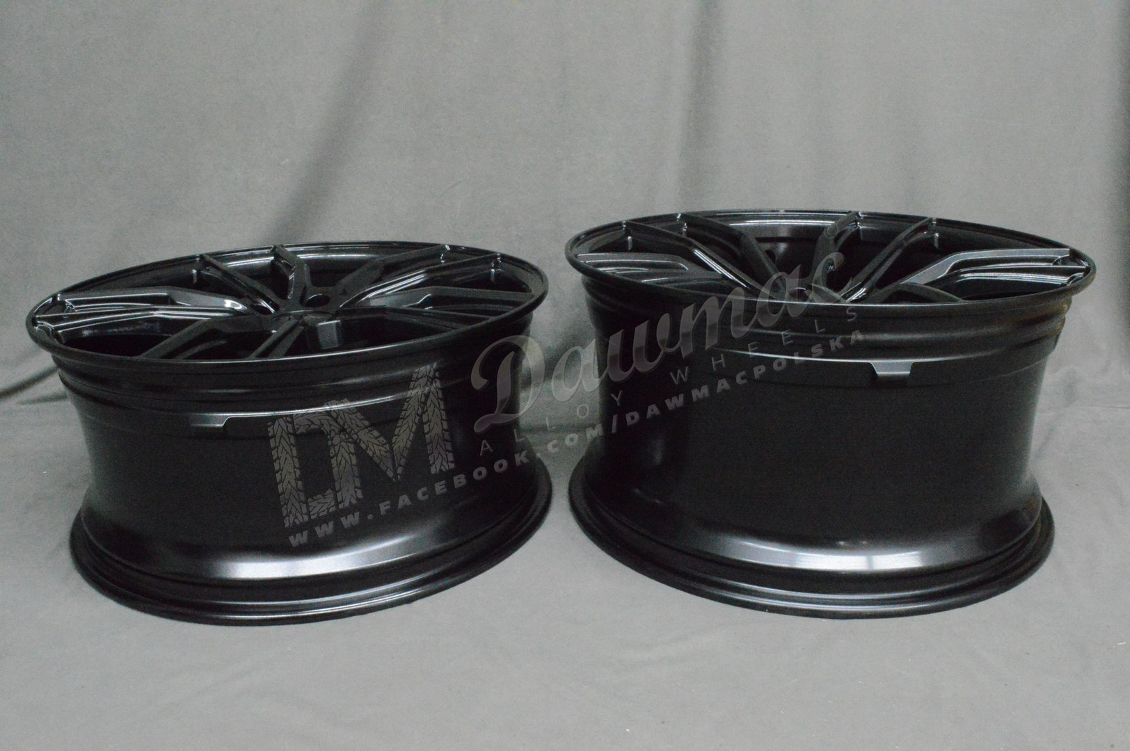 Forzza Sigma 20" 9J ET35 + 10,5J ET40 5x114,3 Black Magic - obrazek 7