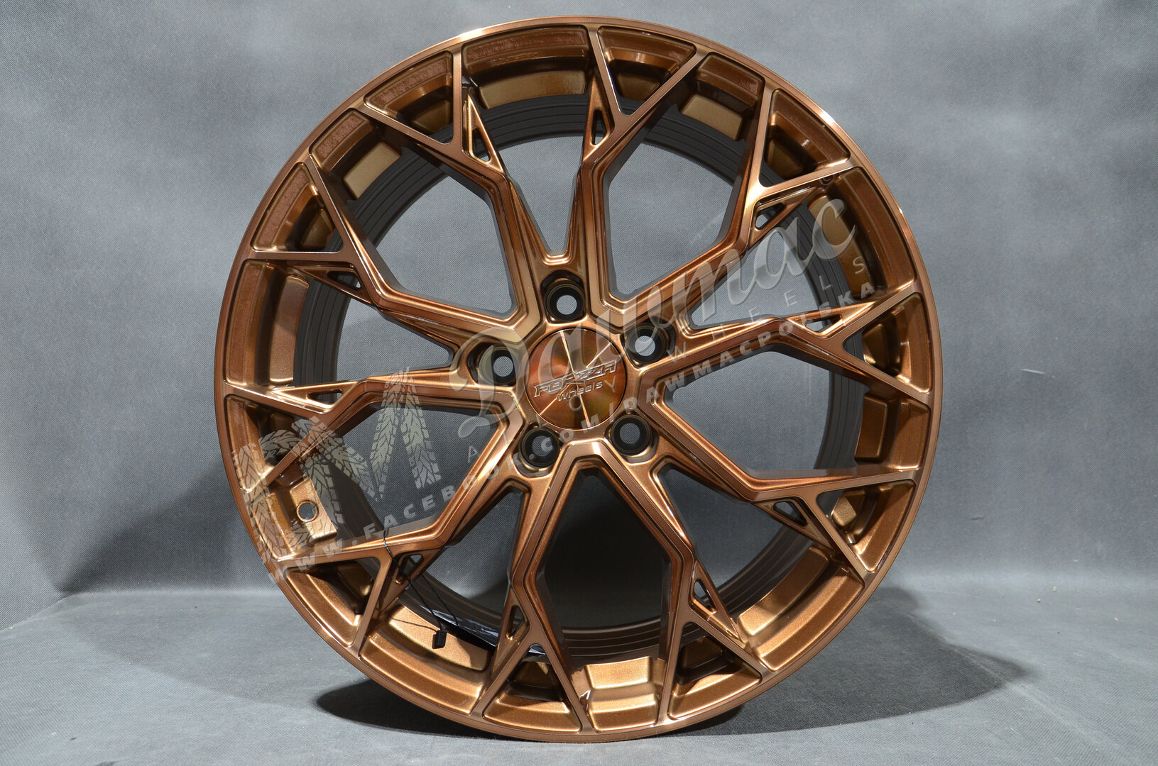 Forzza Titan 20" 9J ET25 + 10.5J ET40 5x112 Bronze Tint - obrazek 2