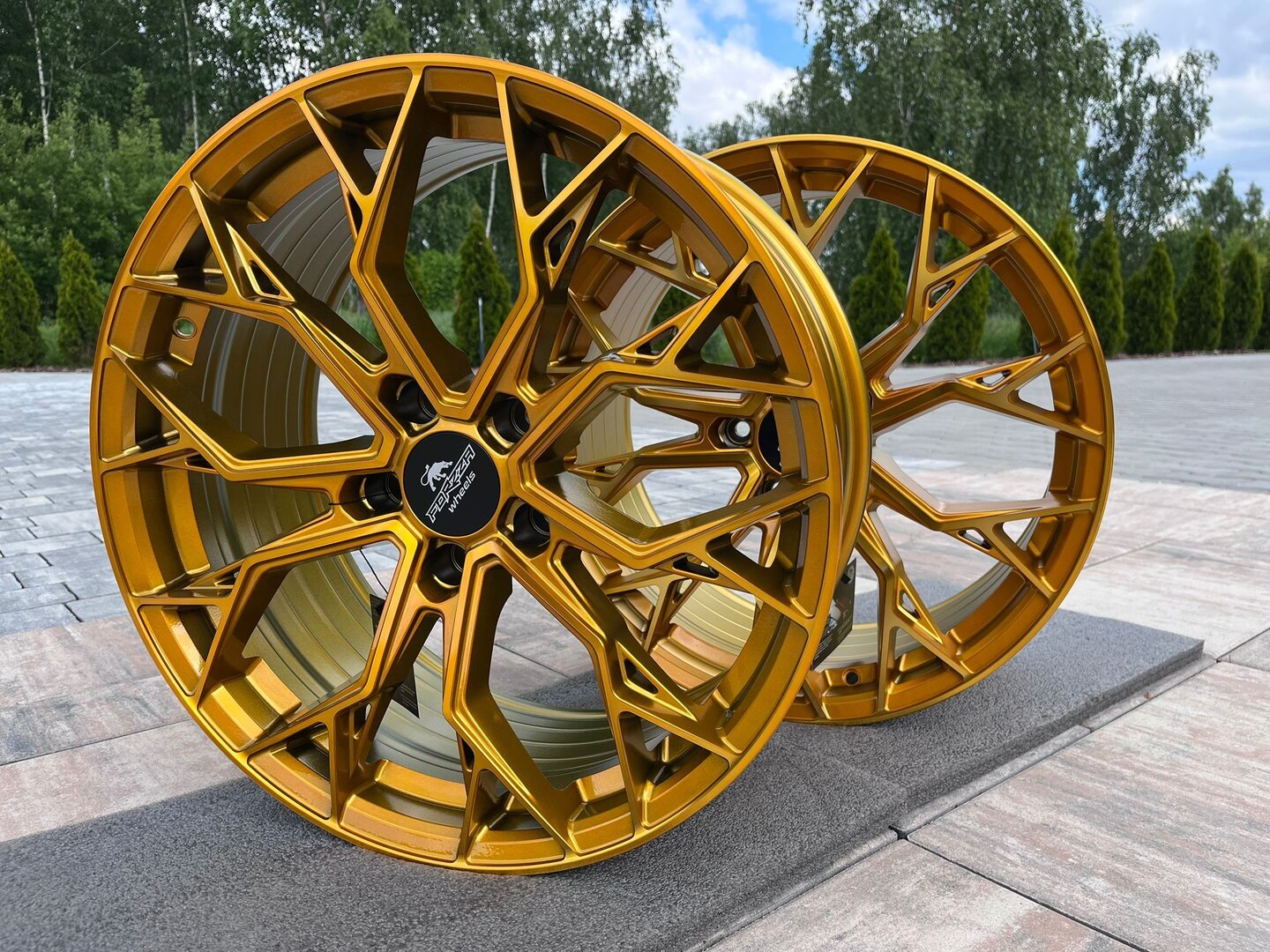 Forzza Titan 19" 8,5J ET32 + 9,5J ET38 5x120 Golden Amber - obrazek 6