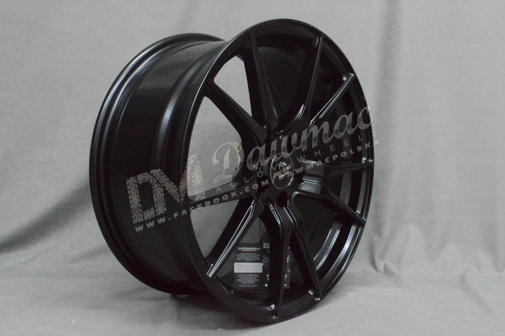 Forzza Ultra 18" 9J ET38 5x120 Satin Black - obrazek 4