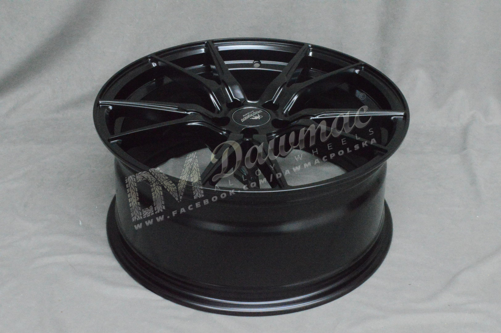 Forzza Ultra 18" 9J ET38 5x120 Satin Black - obrazek 5