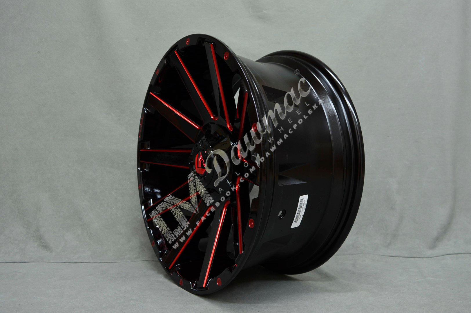 Fuel Contra 20" 9J ET20 5x139,7/5x150 Gloss Black Milled Red - obrazek 3
