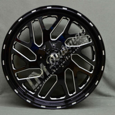 Fuel Triton 20" 10J ET-18 5x139,7/5x150 Black Gloss Milled