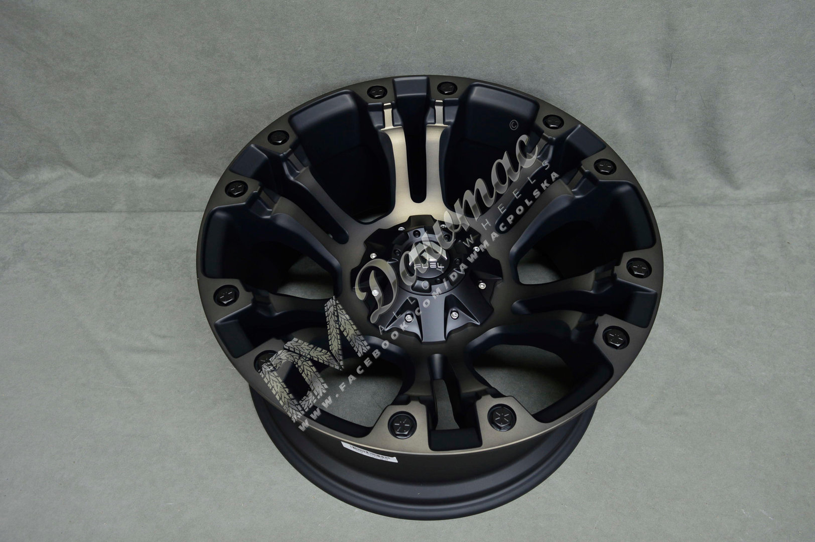 Fuel Vapor 18" 9J ET1 5x114,3/5x127 Matte Black Machined/ Tint Clear - obrazek 5