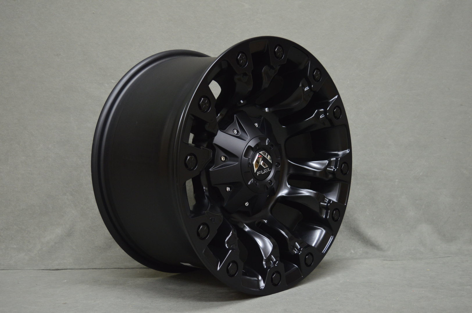 Fuel Vapor 18" 9J ET20 5x139,7/5x150 Matte Black - obrazek 4