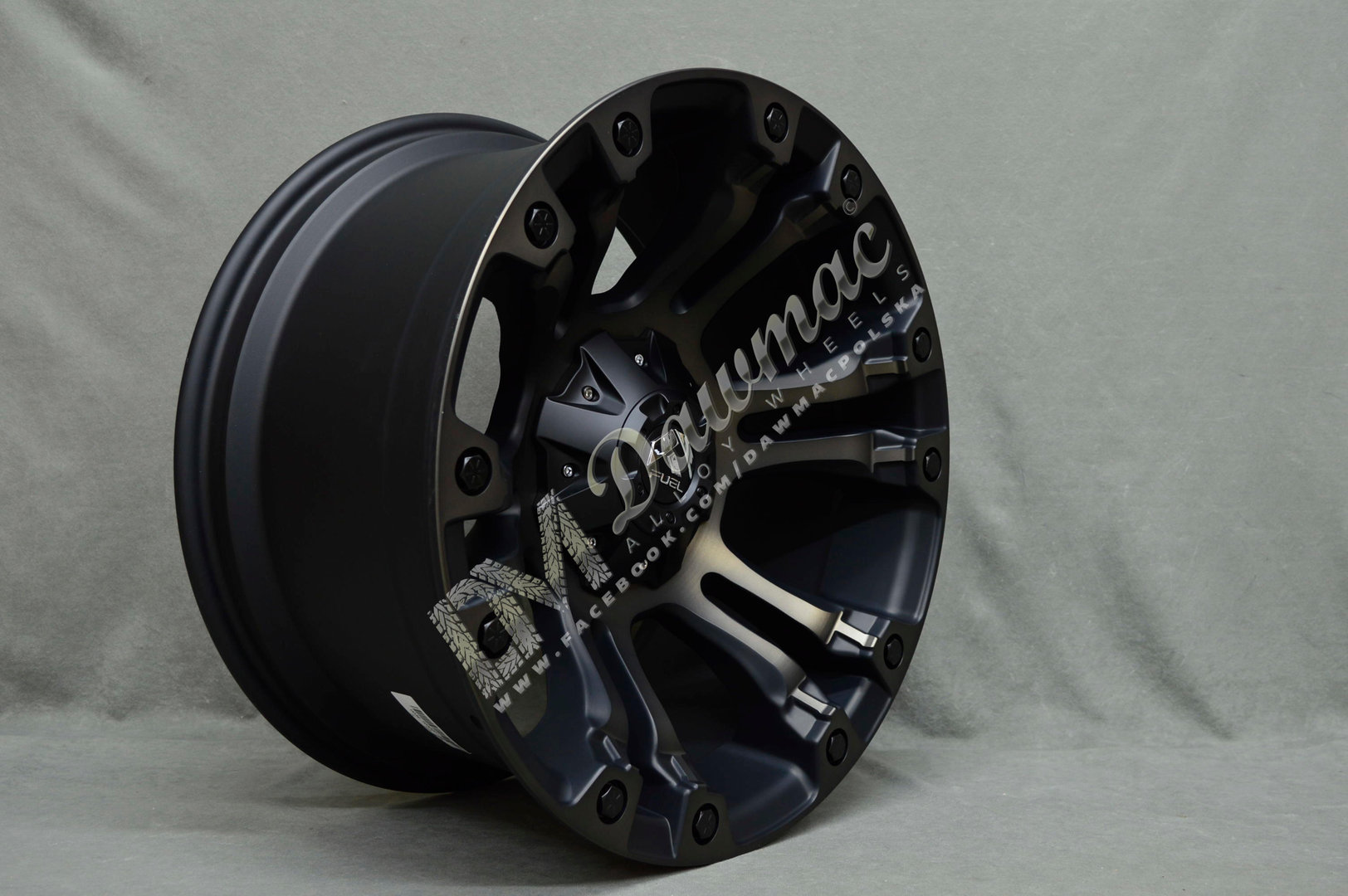 Fuel Vapor 20" 10J ET-19 6x135/6x139,7 Matte Black Machined/ Tint Clear - obrazek 4