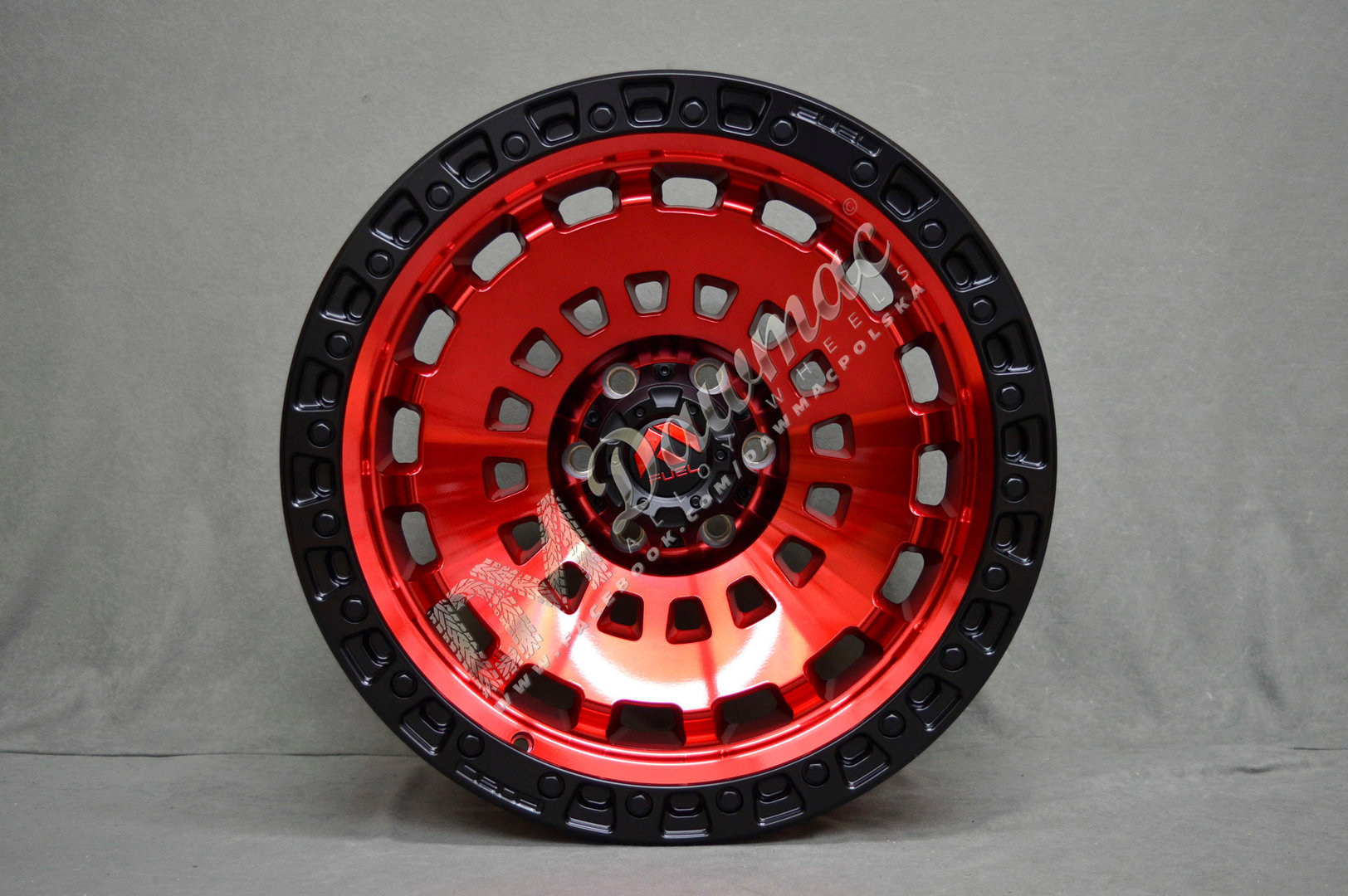Fuel Zephyr 20" 9J ET20 6x135 Candy Red Black Bead Ring - obrazek 3