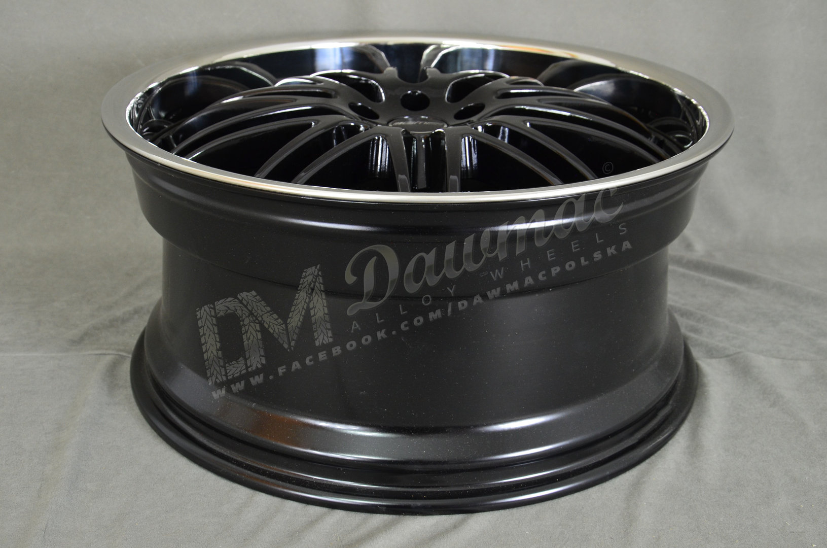 GMP Sport 22" 10J ET48 5x112 Glossy Black Inox Lip - obrazek 6