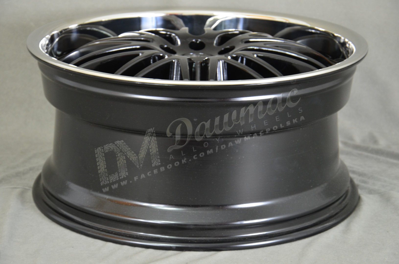 GMP Sport 22" 10J ET48 5x112 Glossy Black Inox Lip - obrazek 7