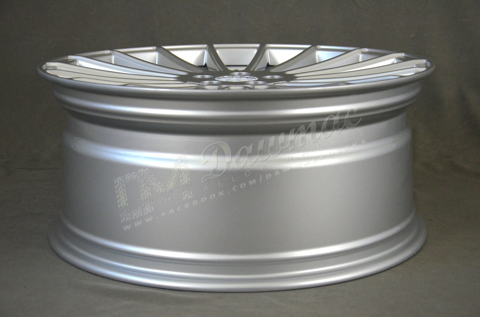 Haxer HX010 20" 8,5J ET25 + 10,5J ET40 5x112 Silver - obrazek 6