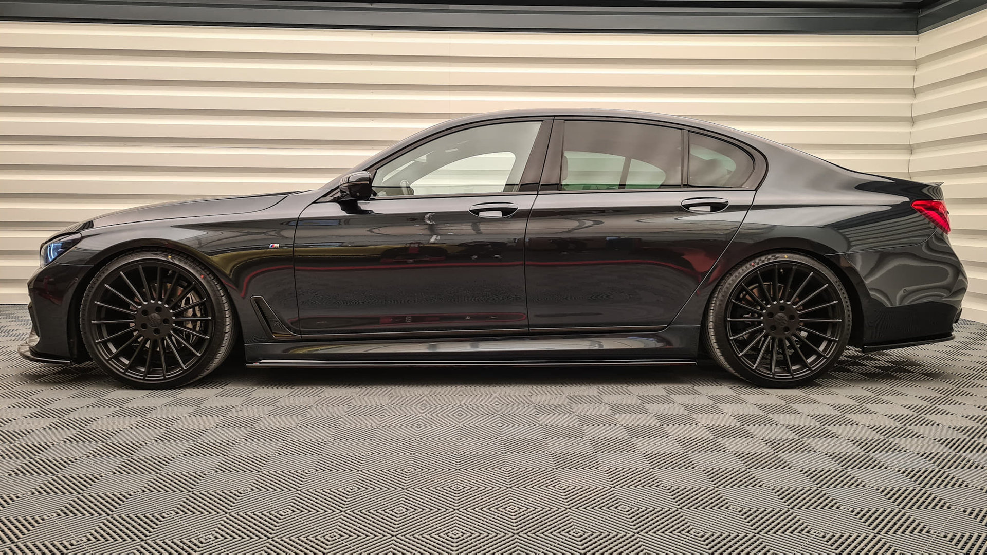 Haxer HX010 21" 9J ET30 + 10,5J ET40 5x112 Black Half Matt - obrazek 9