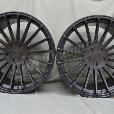 Haxer HX010 22" 9J ET30 + 10,5J ET40 5x112 Black Half Matt