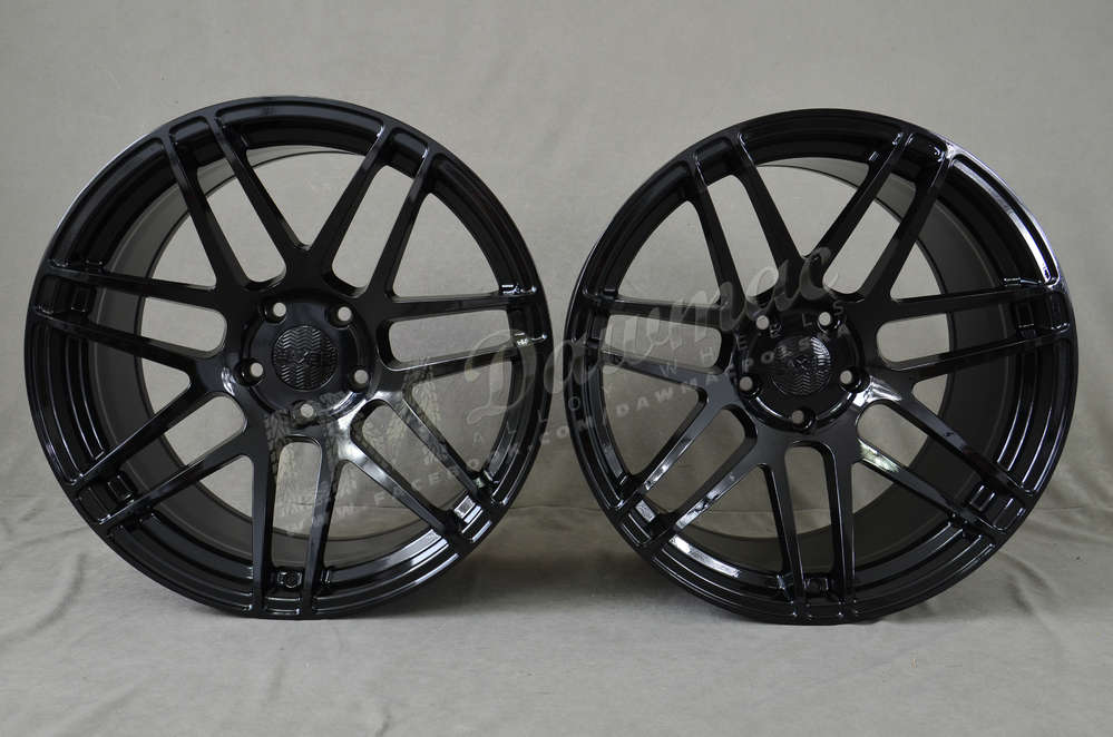 Haxer HX020 19" 9J ET20 + 10J ET15 5x120 Gloss Black