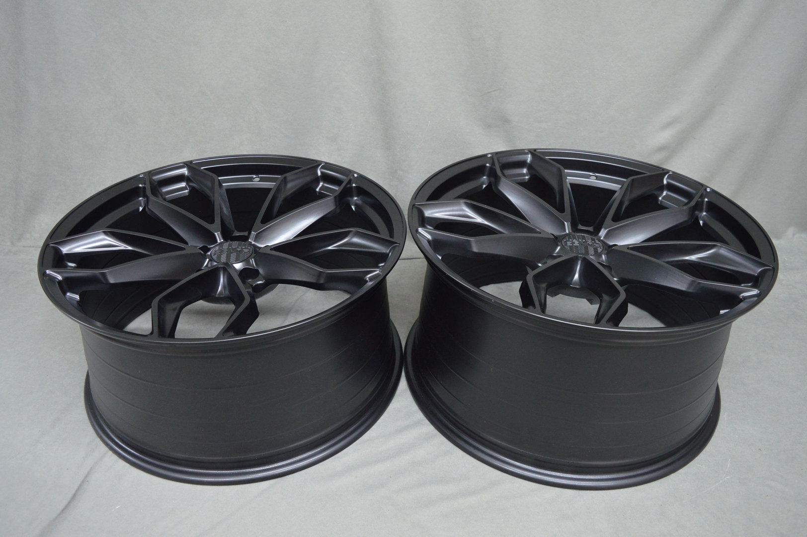 Haxer HX021 21" 10J ET46 + 11J ET38 5x112 Black Half Matt - obrazek 6