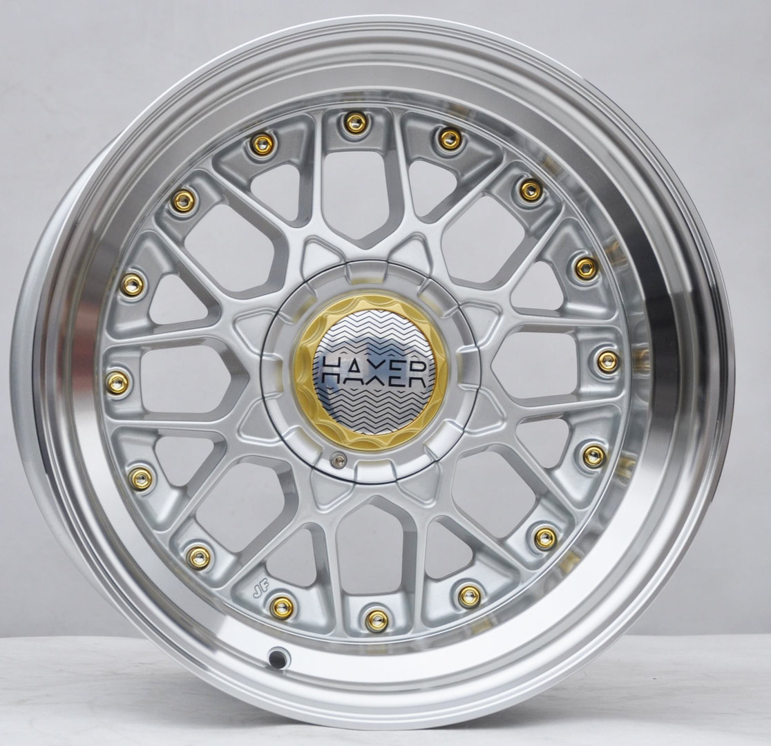 Haxer HX025 17" 8,5J ET30 4x114,3 Silver with Gold Rivets and Silver Cap - obrazek 3
