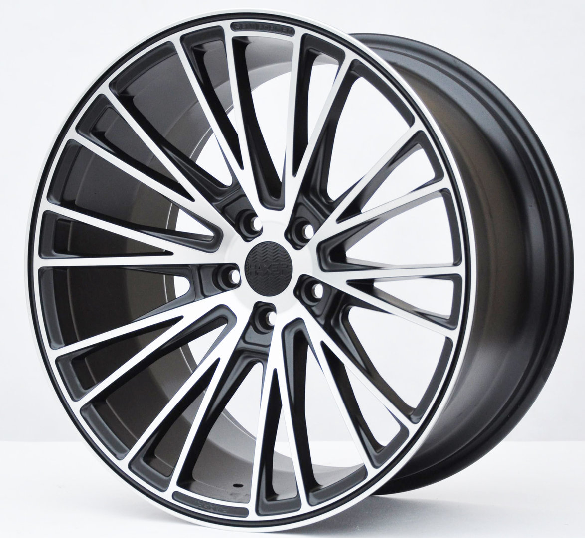 Haxer HX040 20" 8,5J ET35 + 10J ET40 5x112 Matt Black Machined - obrazek 4