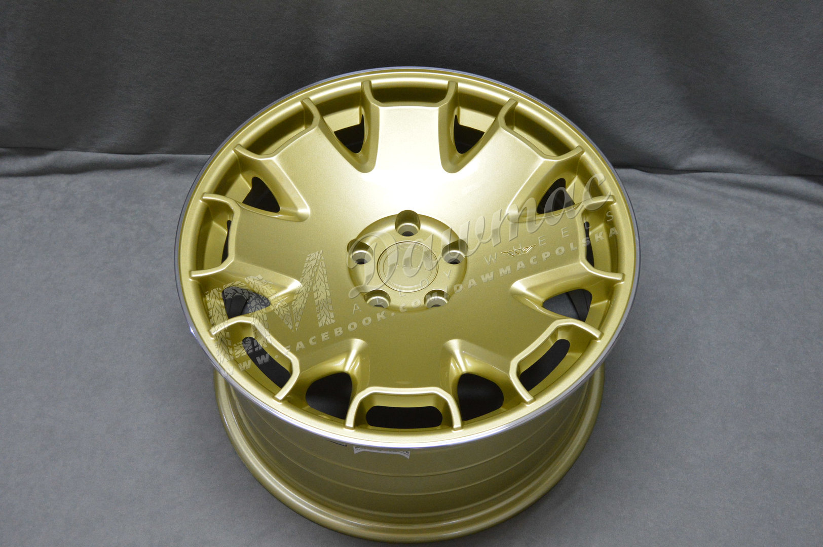 ISPIRI CSR2 18" 8,5J ET42 5x112 Vintage Gold Polished Lip - obrazek 6