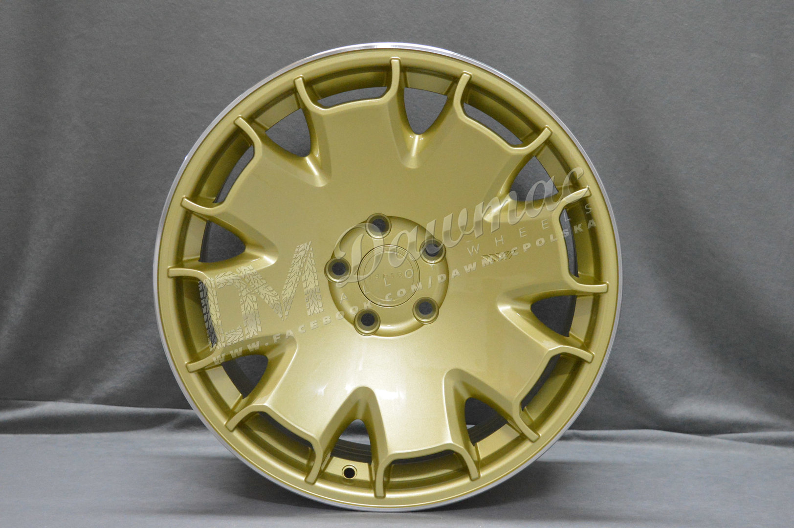 ISPIRI CSR2 19" 9,5J ET42 5x112 Vintage Gold Polished Lip - obrazek 2