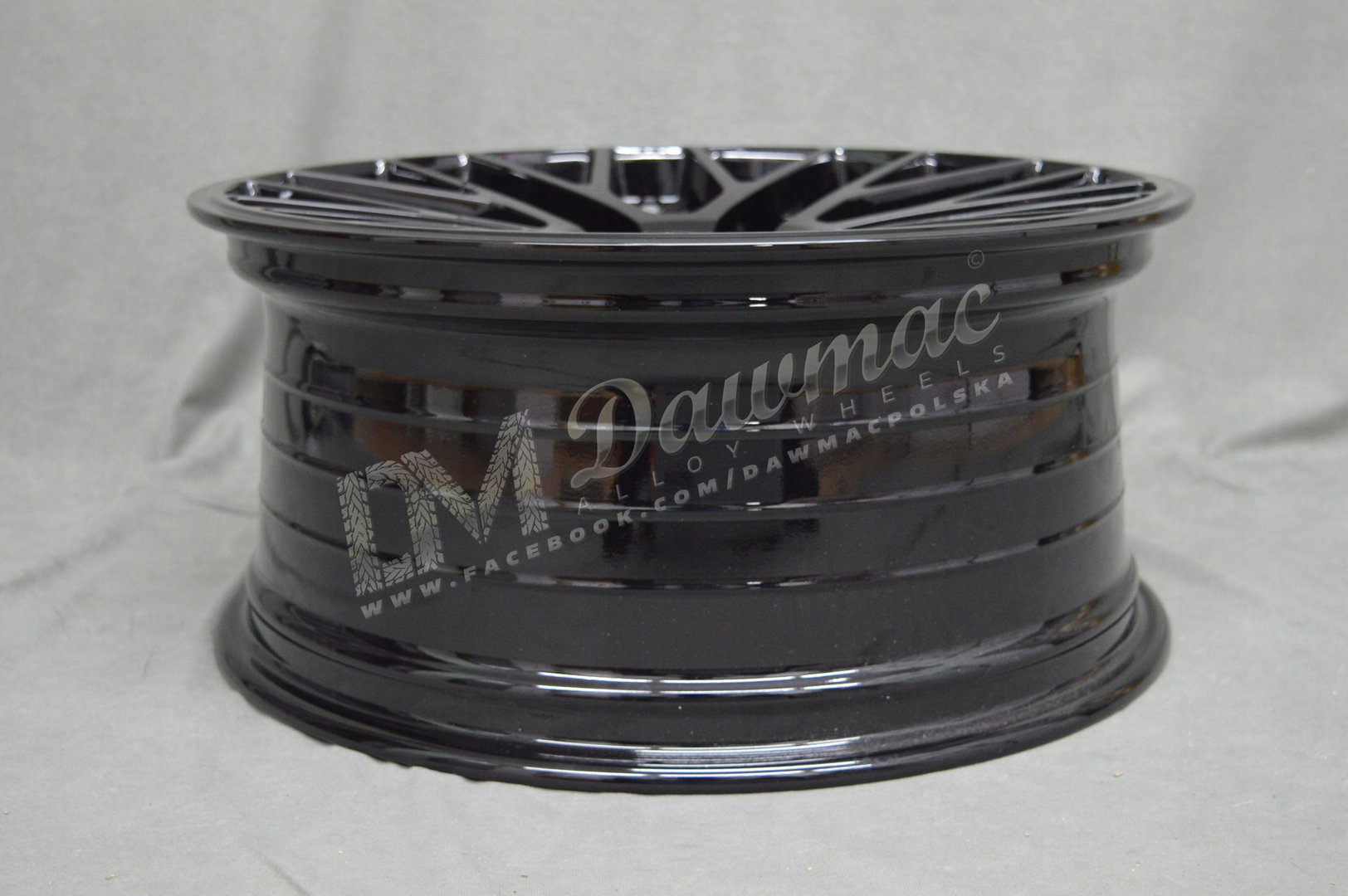 ISPIRI FFP1 20" 9J ET35 5x120 Corsa Black - obrazek 3