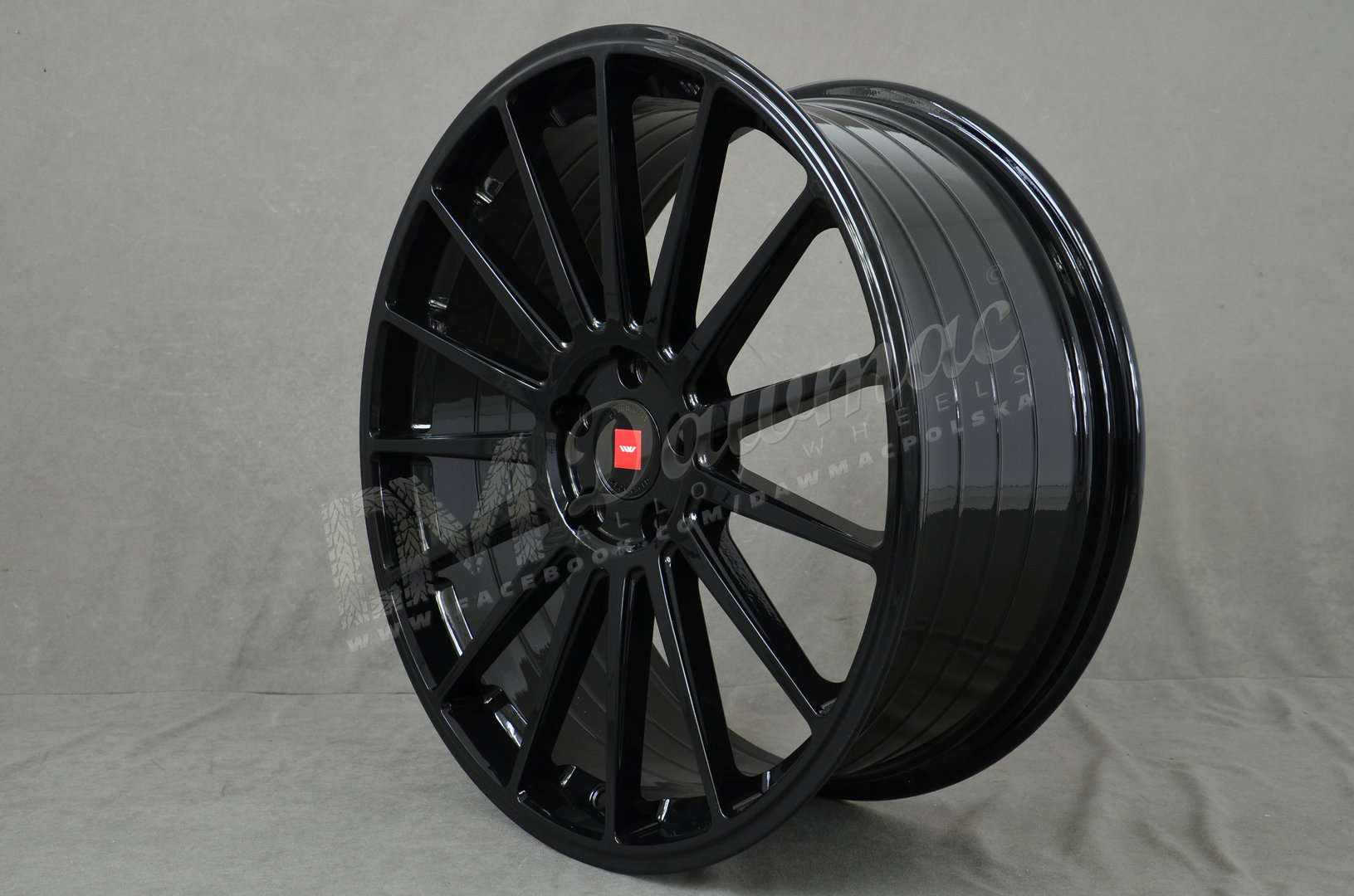 ISPIRI FFP2 20" 10,5J ET30 5x120 Corsa Black - obrazek 4