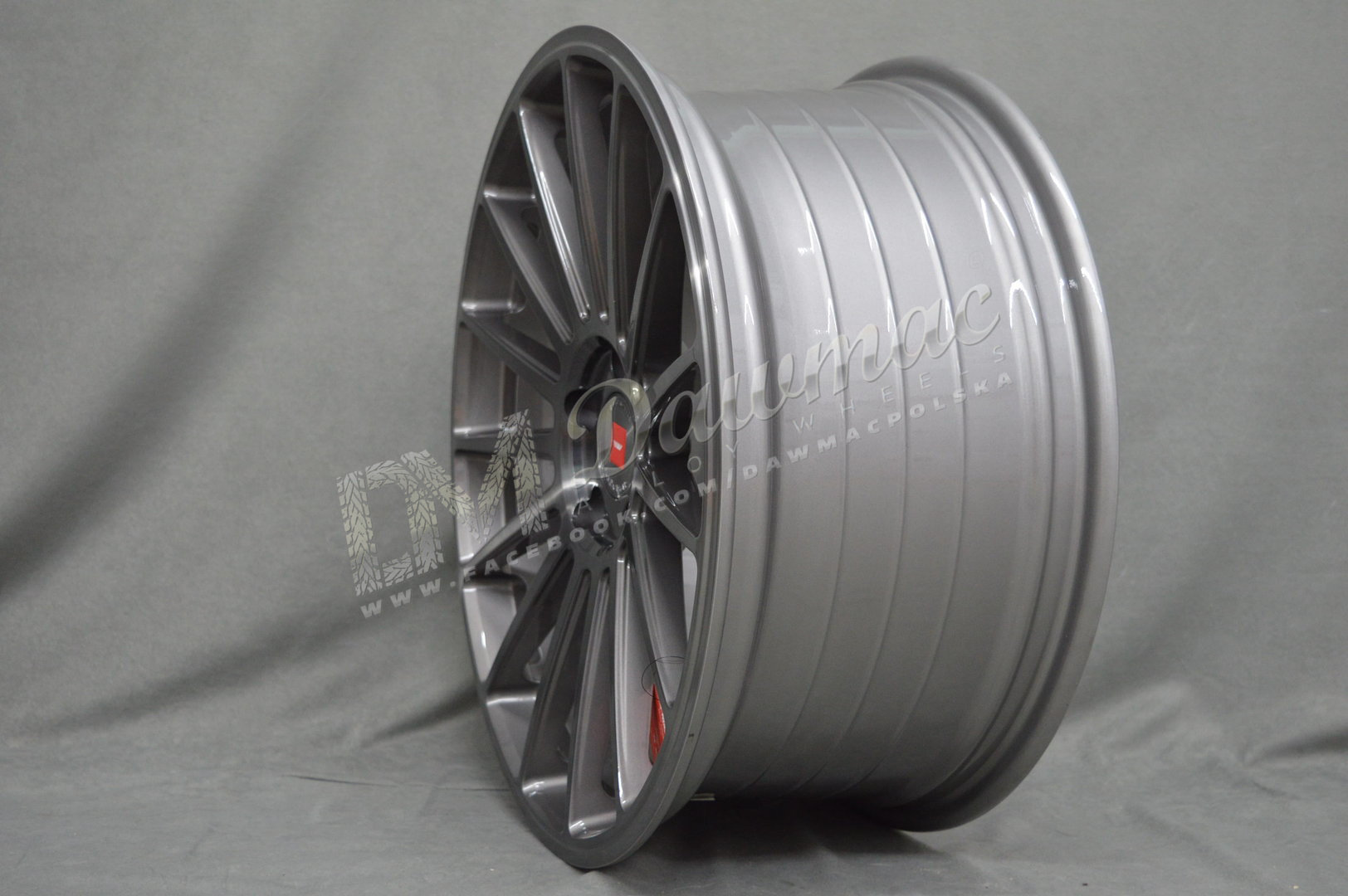 ISPIRI FFP2 20" 9J ET35 + 9,5J ET20 5x120 Carbon Grey Brushed - obrazek 4