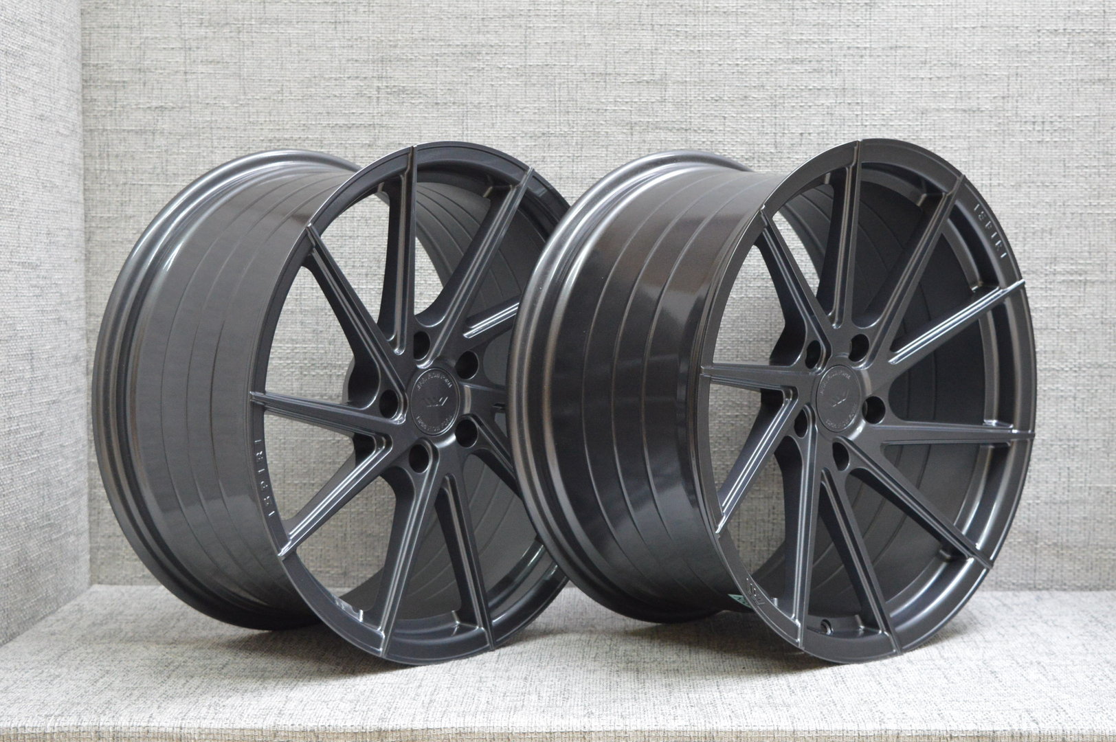 ISPIRI FFR1D 19" 9J ET35 + 10J ET42 5x120 Carbon Graphite - obrazek 5