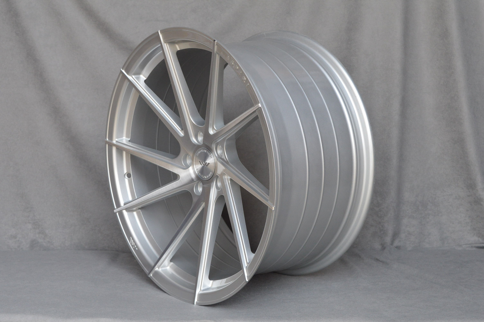 ISPIRI FFR1D 20" 10J ET45 5x112 MSP / BRUSH - obrazek 3