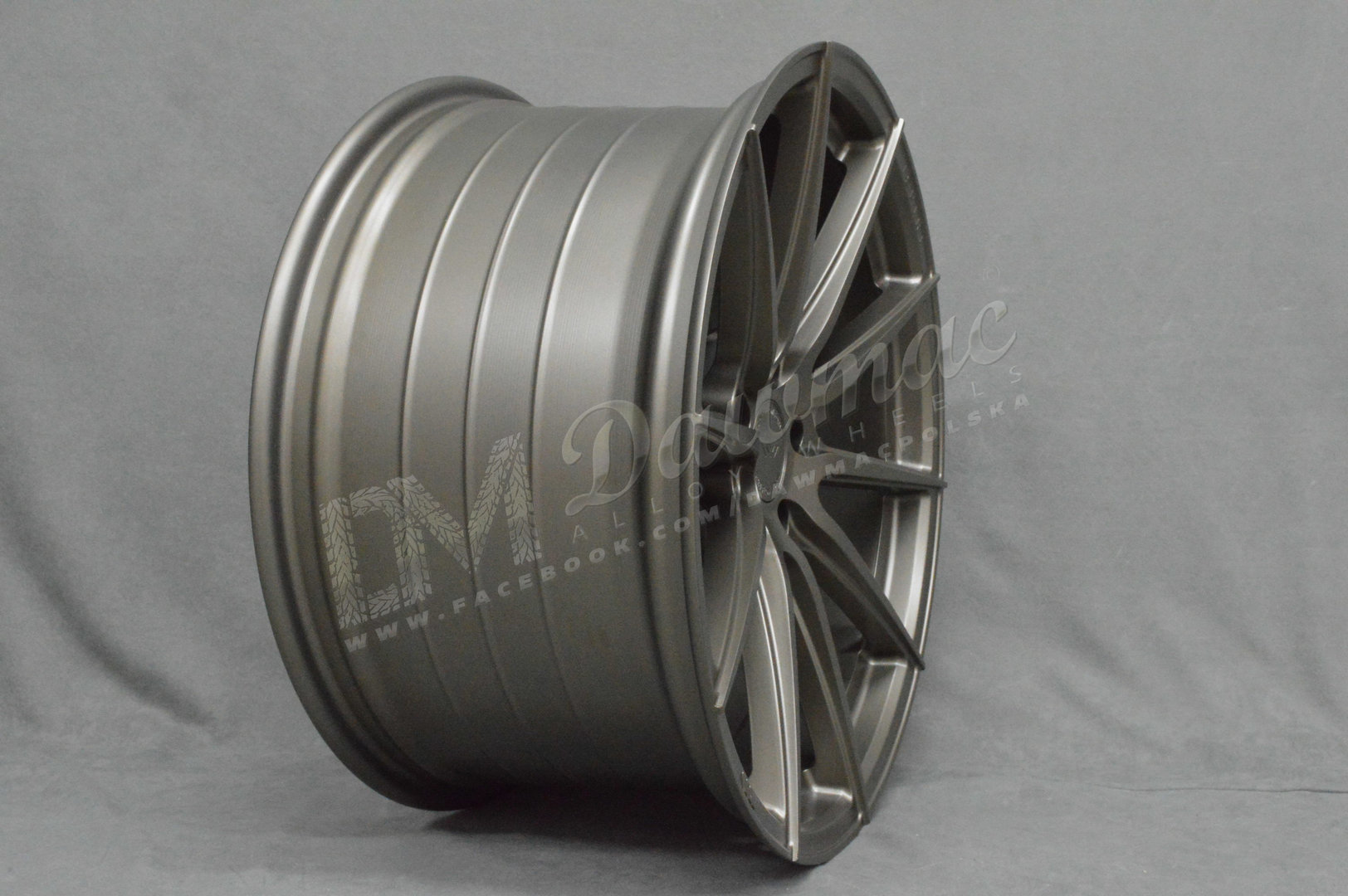 ISPIRI FFR1 19'' 10J ET28 5x112 Matt Carbon Bronze - obrazek 3