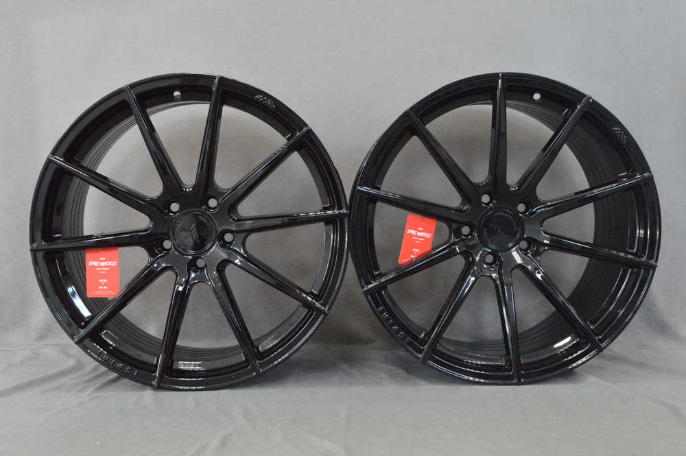 ISPIRI FFR1 19" 8,5J ET42 + 9,5J ET45 5x112 Corsa Black