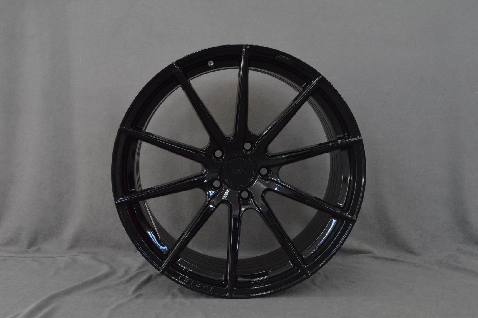 ISPIRI FFR1 19'' 9,5 ET45 5x112 Corsa Black - obrazek 2