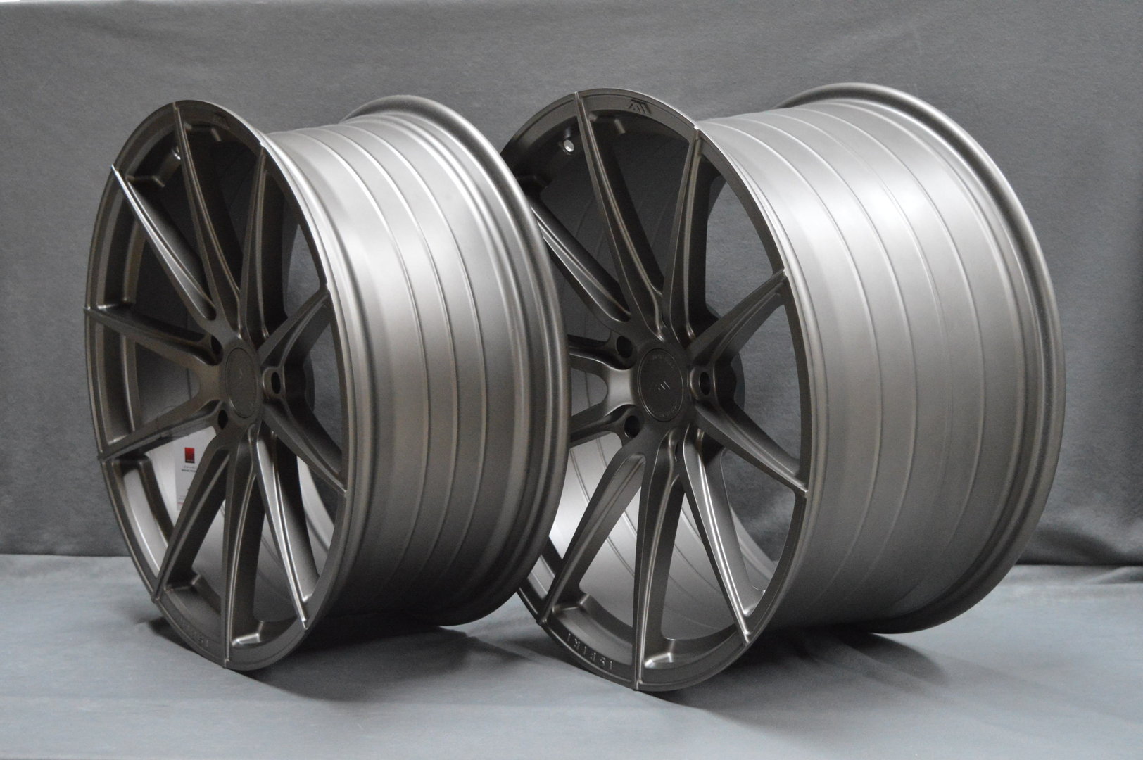 ISPIRI FFR1 20" 8,5J ET42 + 11J ET55 5x130 Matt Carbon Bronze - obrazek 4