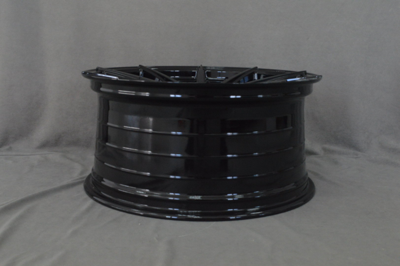 ISPIRI FFR1 20'' 9,5J ET37 5x112 Corsa Black - obrazek 6