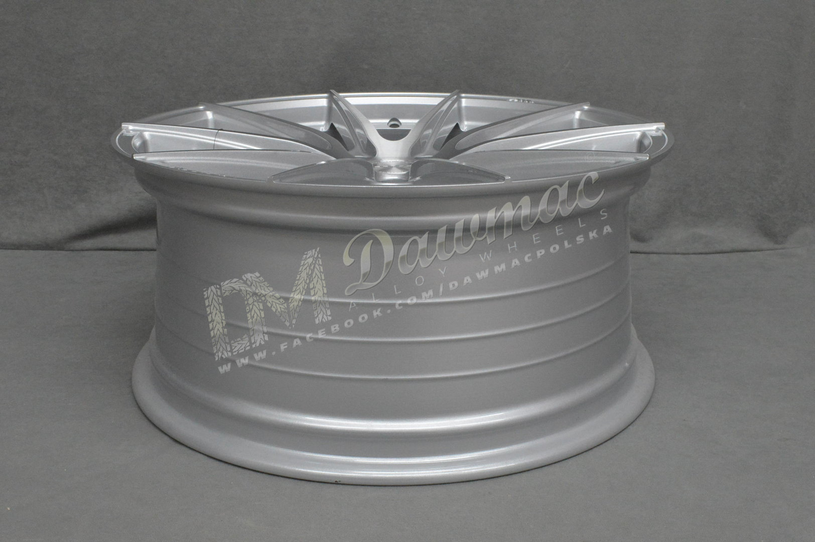 ISPIRI FFR1 20" 9J ET20 + 10,5J ET45 5x120 Pure Silver Brushed - obrazek 8