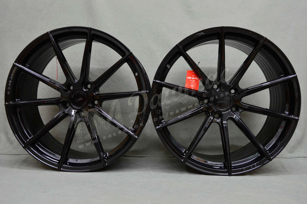 ISPIRI FFR1 20" 9J ET32 + 10J ET45 5x112 Corsa Black