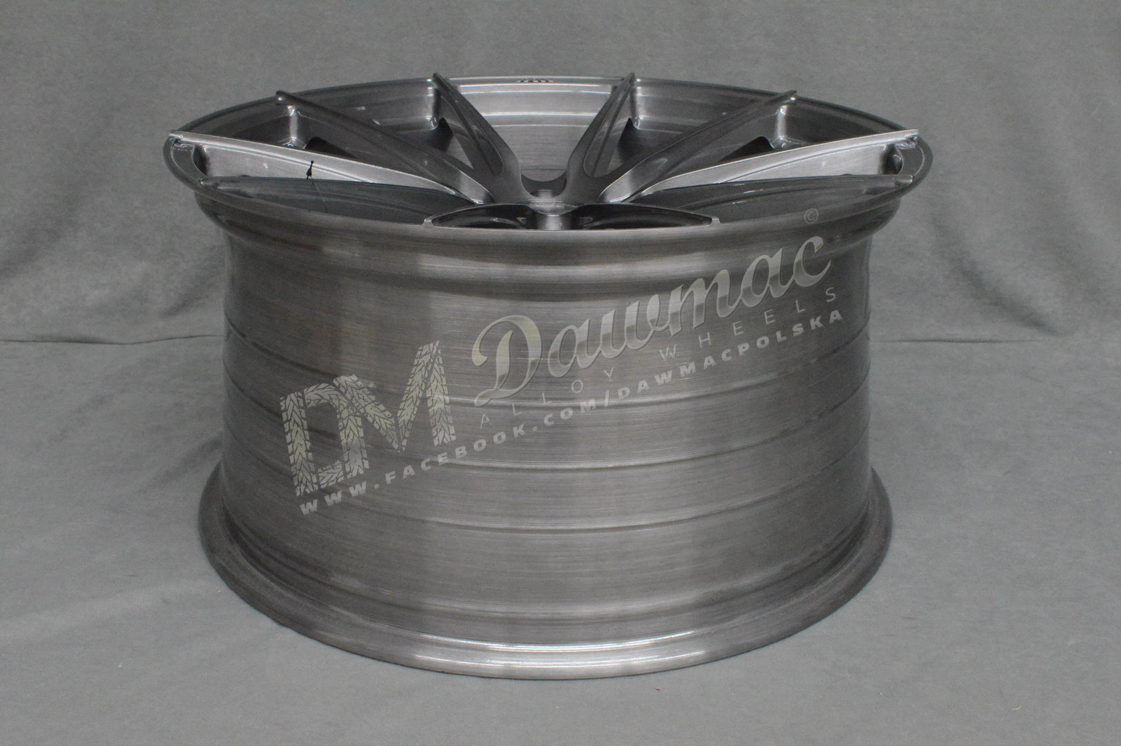 ISPIRI FFR1 21" 10,5J ET43 5x120 Full Brushed Carbon Titanium - obrazek 8