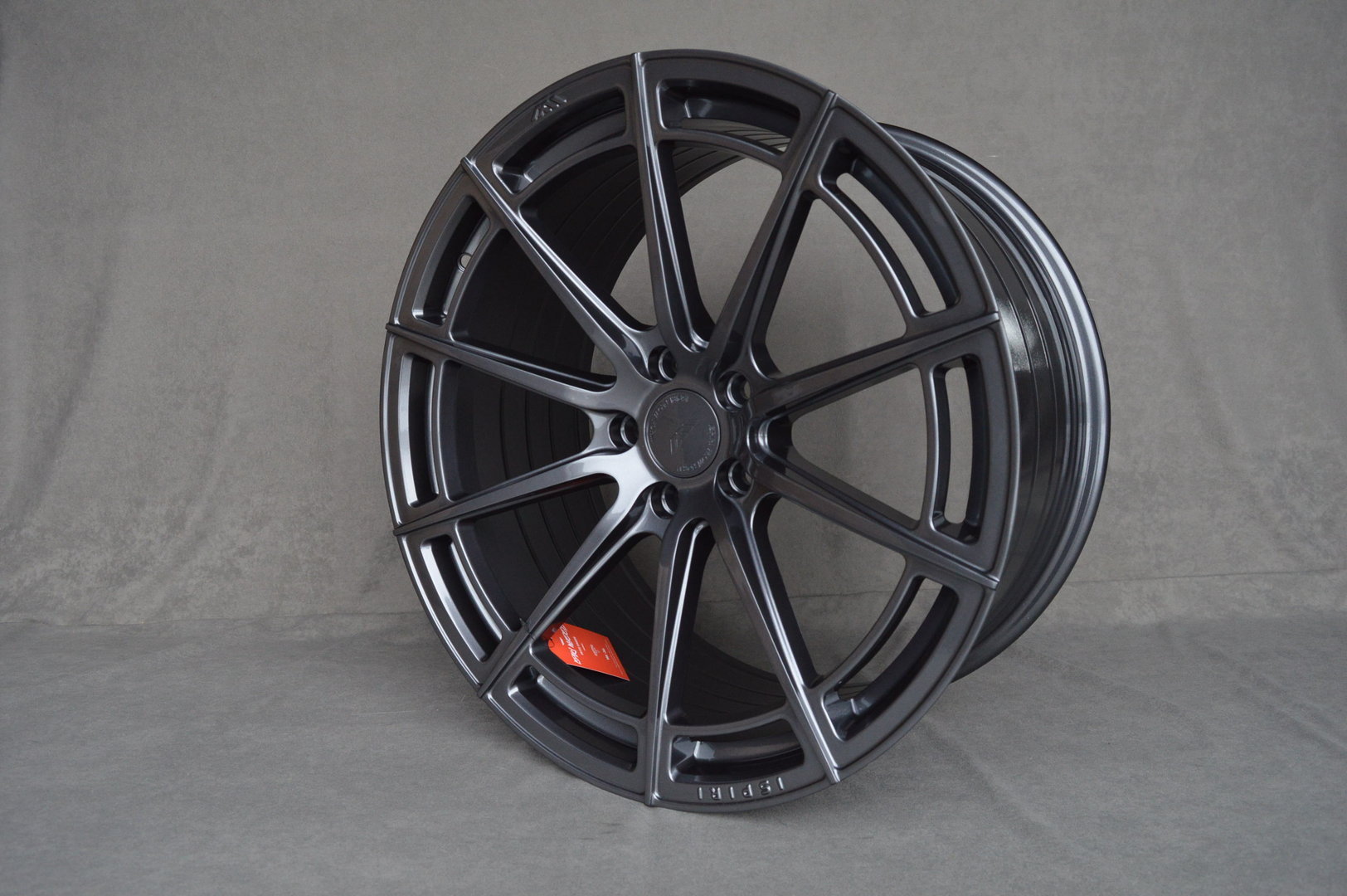 ISPIRI FFR2 20" 8,5J ET42 + 9J ET32 5x112 Carbon Graphite - obrazek 3