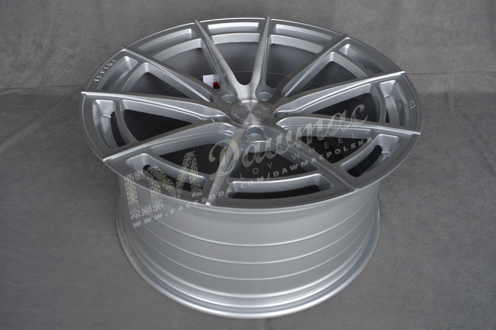 ISPIRI FFR2 20" 9J ET32 + 10,5J ET30 5x112 Pure Silver Brushed - obrazek 8