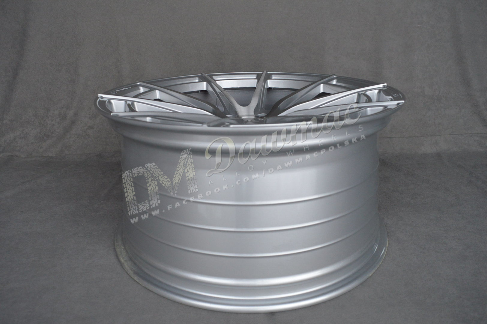 ISPIRI FFR2 20" 9J ET32 + 10J ET45 5x112 Pure Silver Brushed - obrazek 6