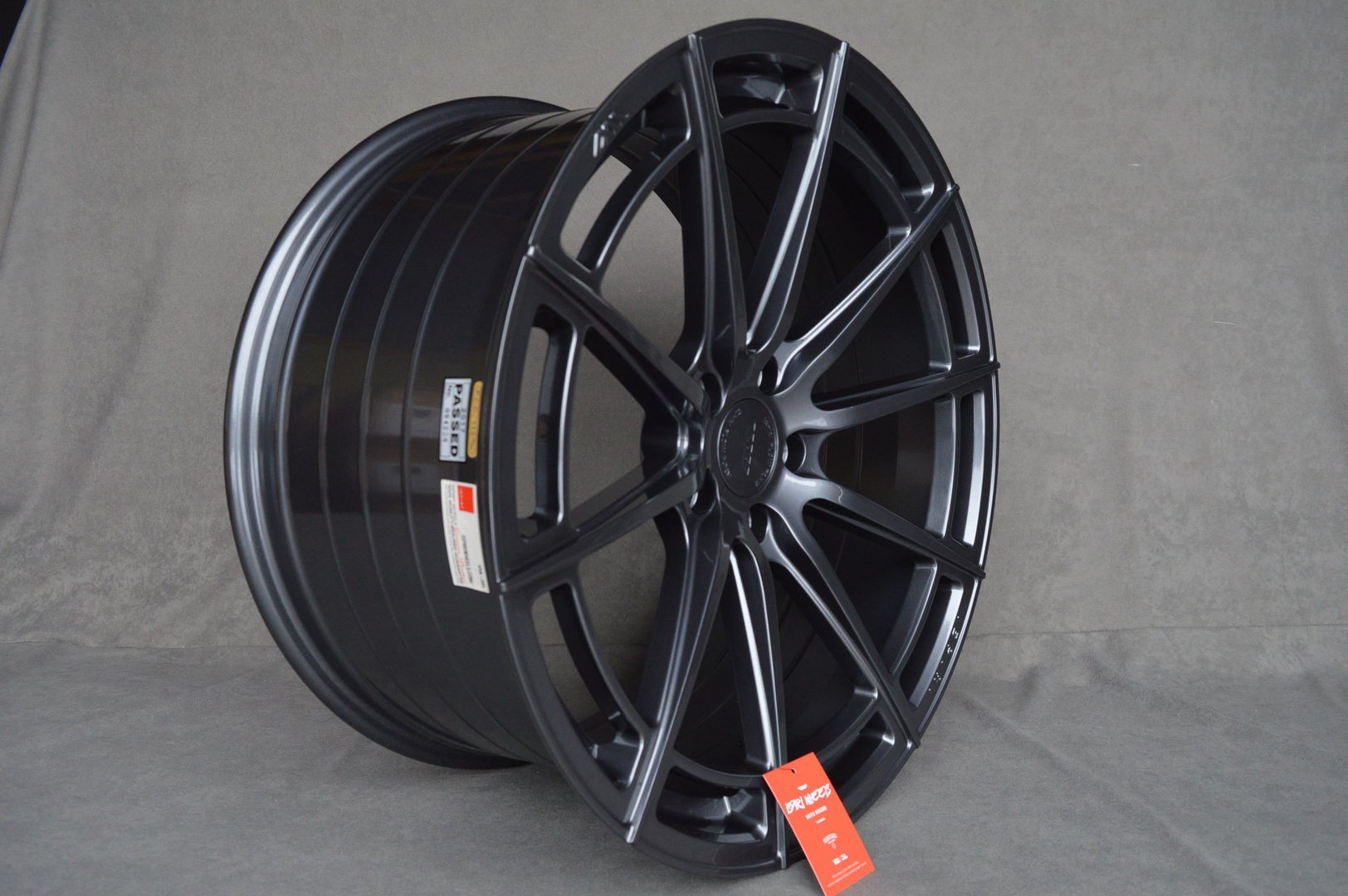 ISPIRI FFR2 20" 9J ET35 + 9,5J ET40 5x120 Carbon Graphite - obrazek 4