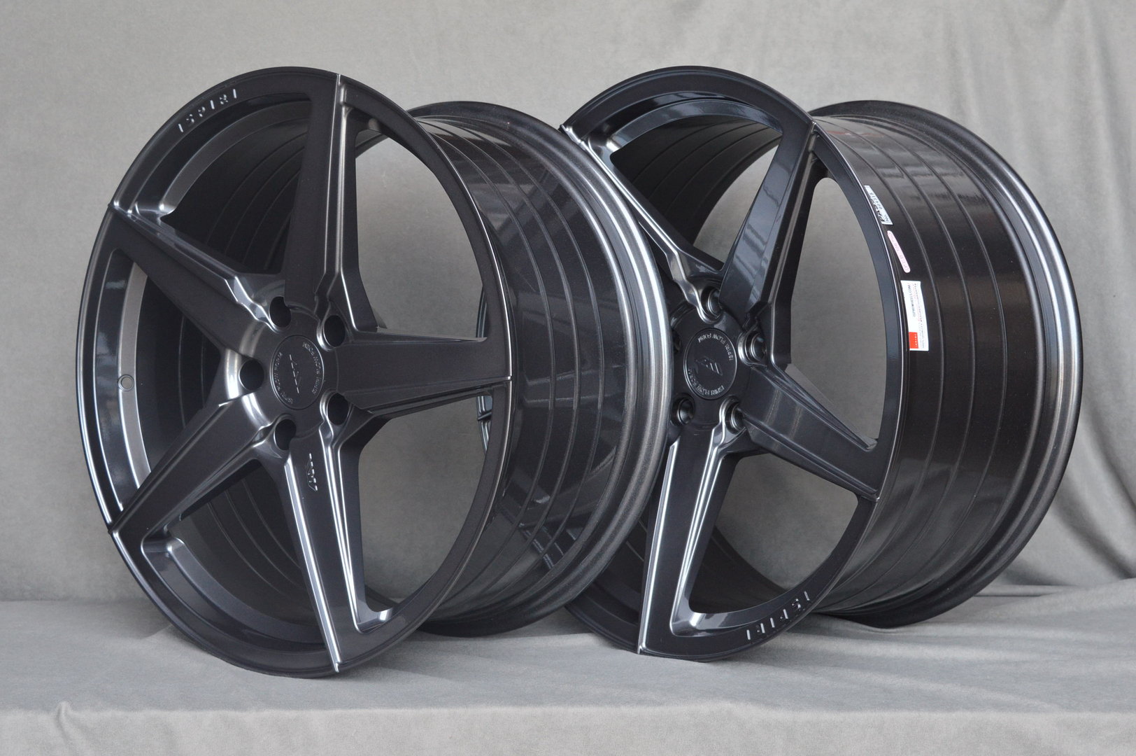 ISPIRI FFR5 20" 9J ET20 + 10,5J ET30 5x120 CG - obrazek 4