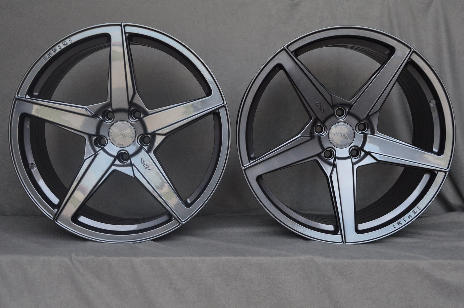 ISPIRI FFR5 20" 9J ET32 + 10,5J ET30 5x112 Carbon Graphite - obrazek 2