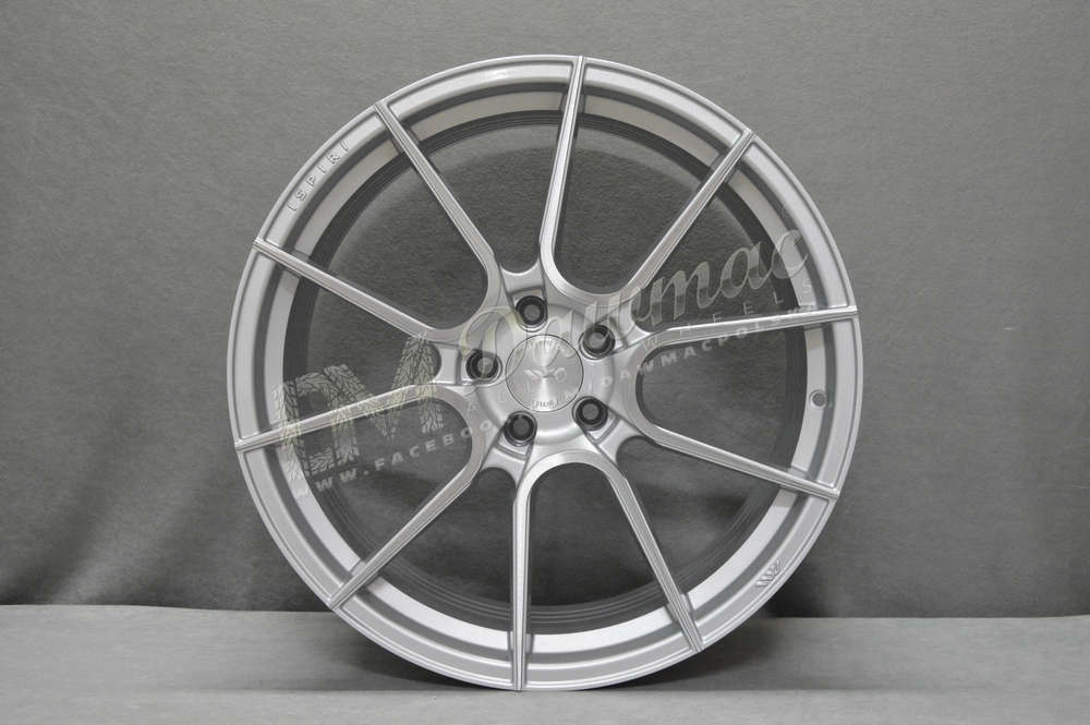 ISPIRI FFR6 20" 9J ET20 + 10J ET45 5x120 Pure Silver Brushed