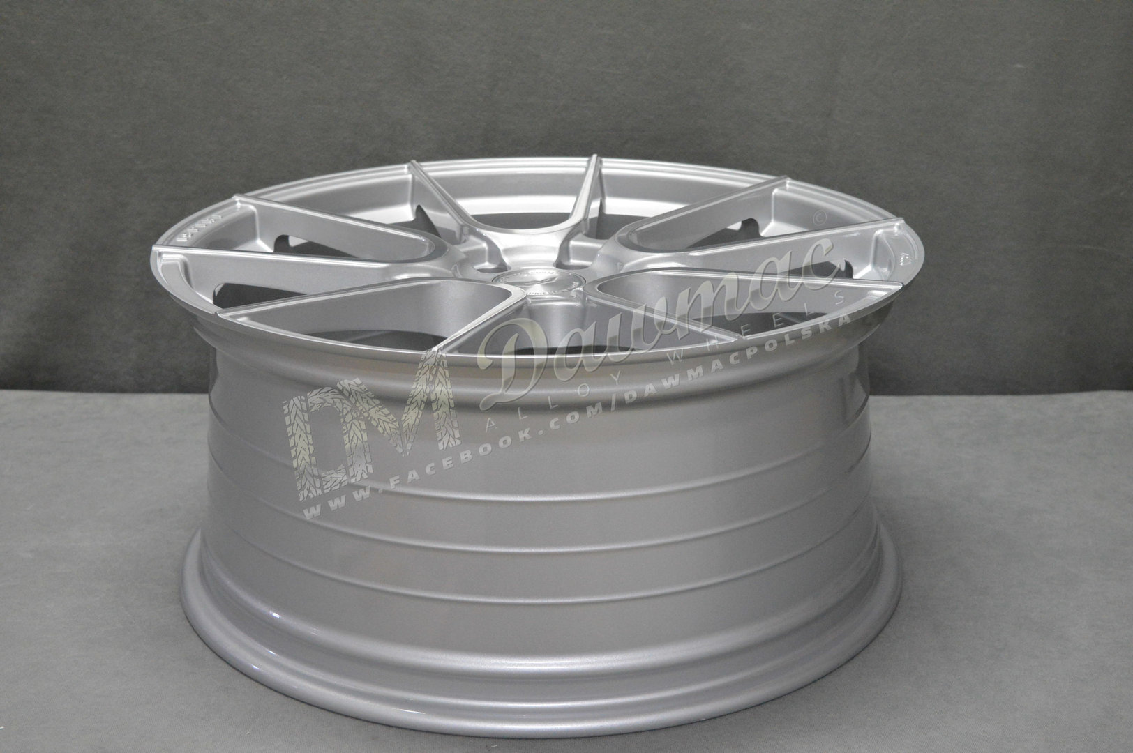 ISPIRI FFR6 20" 9J ET20 + 10J ET45 5x120 Pure Silver Brushed - obrazek 6